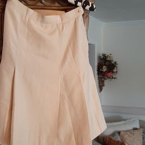 Burberry's Skirt